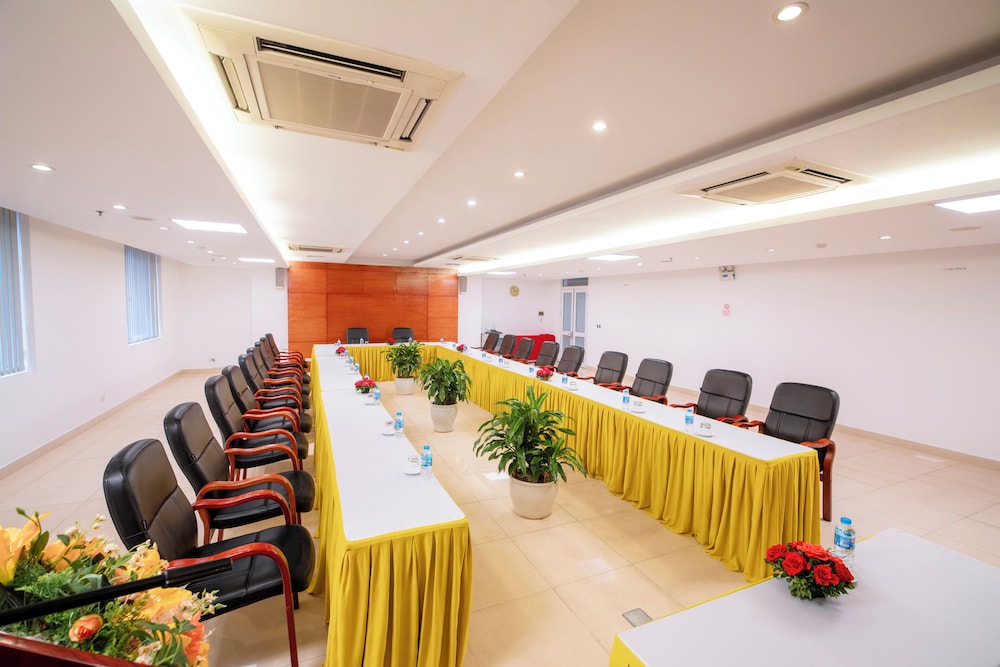 Quang Ba Trade Union Hotel 48/65