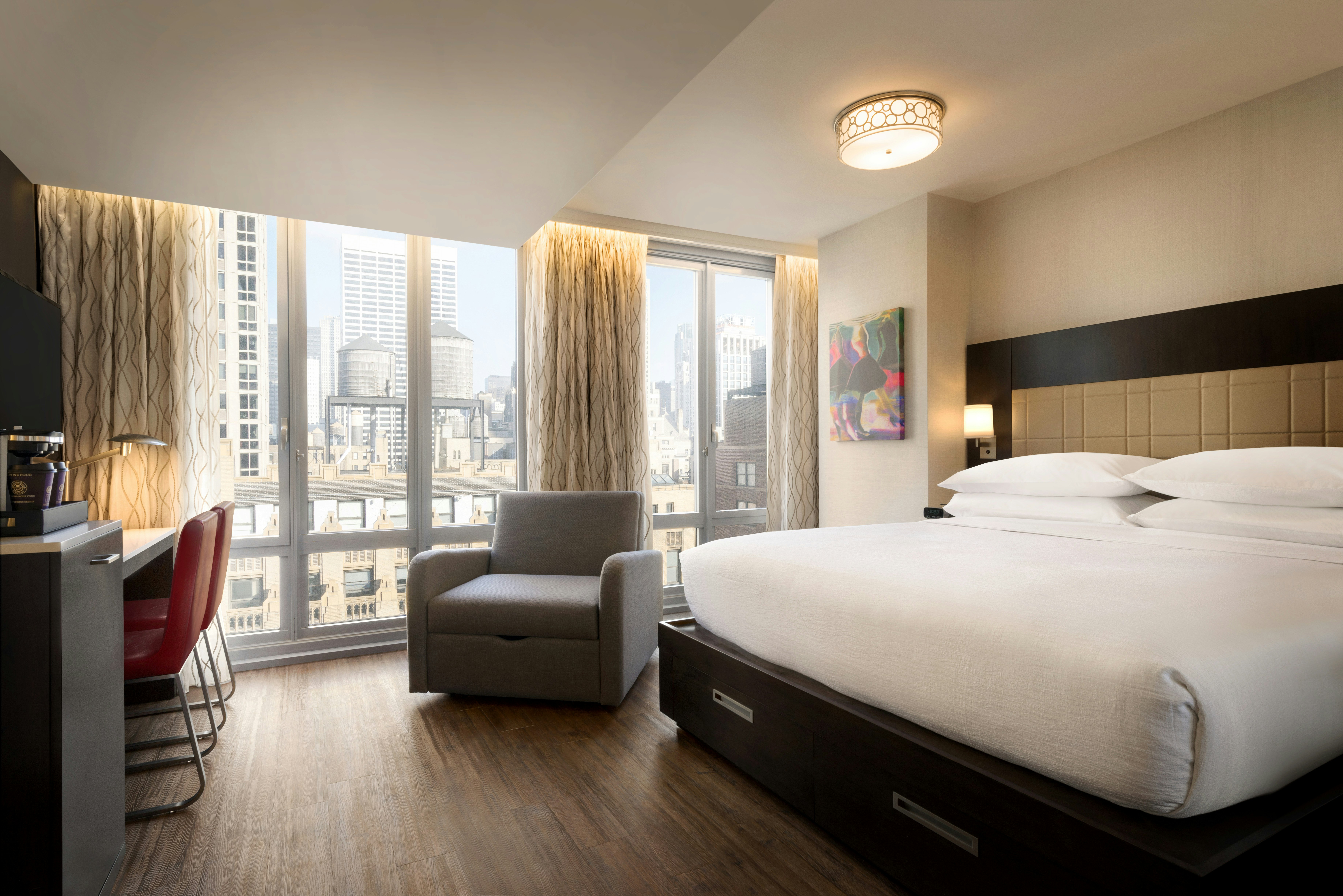 Embassy Suites by Hilton New York Manhattan Times Square 22/79