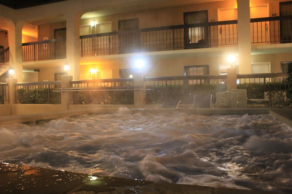 Days Inn By Wyndham Longview South 22/25