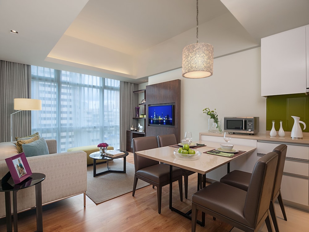 Citadines Salcedo Makati 30/30