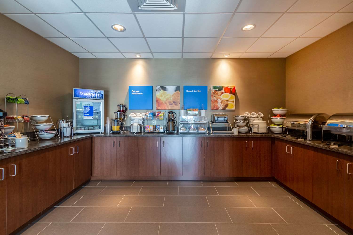 Comfort Inn & Suites - Harrisburg Airport - Hershey South 21/48