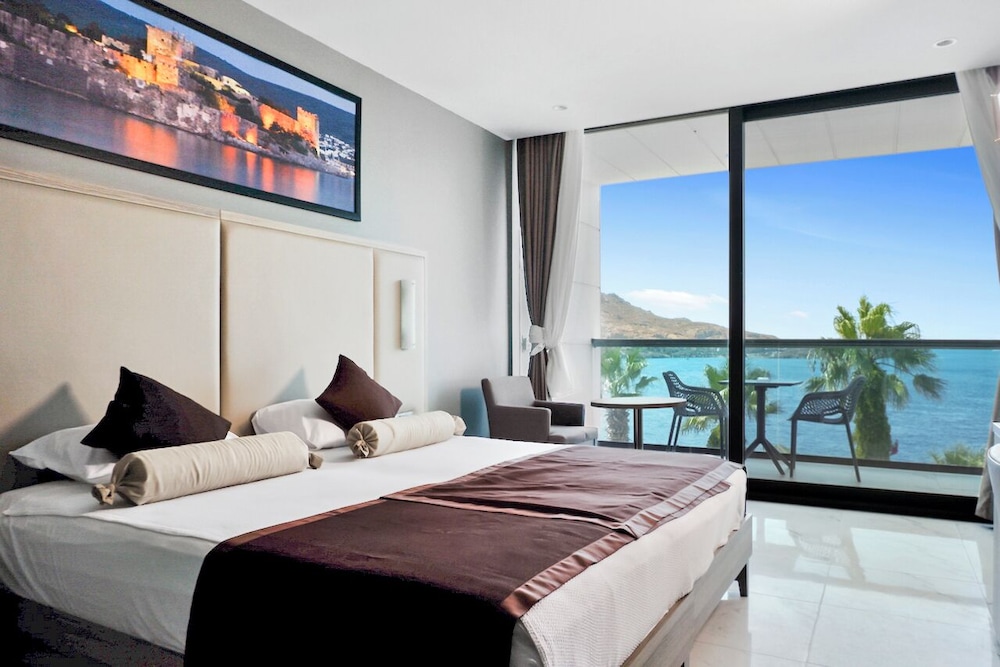 SUPERIOR SEA VIEW