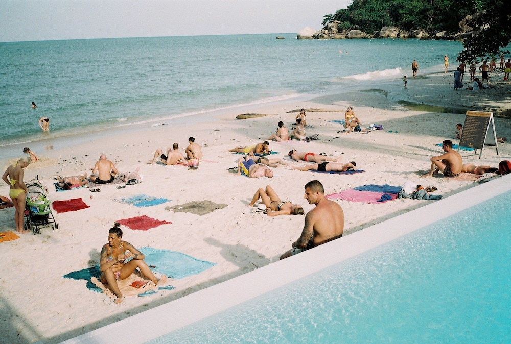 Silver Beach Resort 61/65