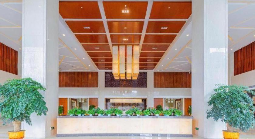 Yihao International Hotel 11/50