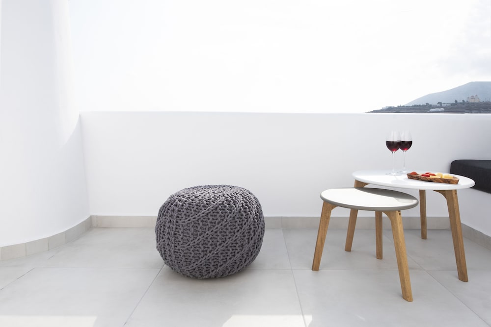 White Orchid Luxury Suites 42/50
