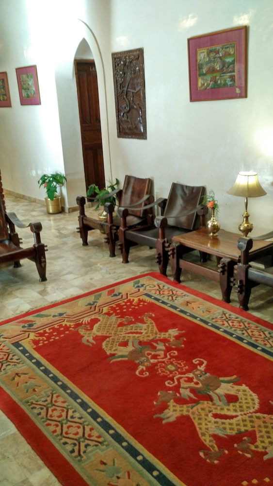 lounge