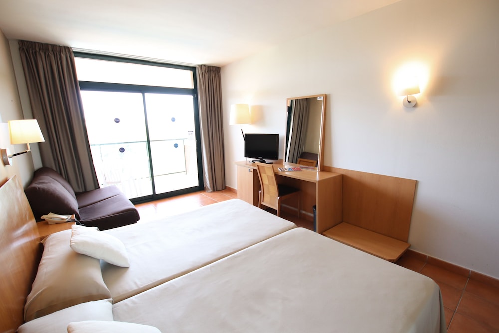 Ohtels Vila Romana 16/66