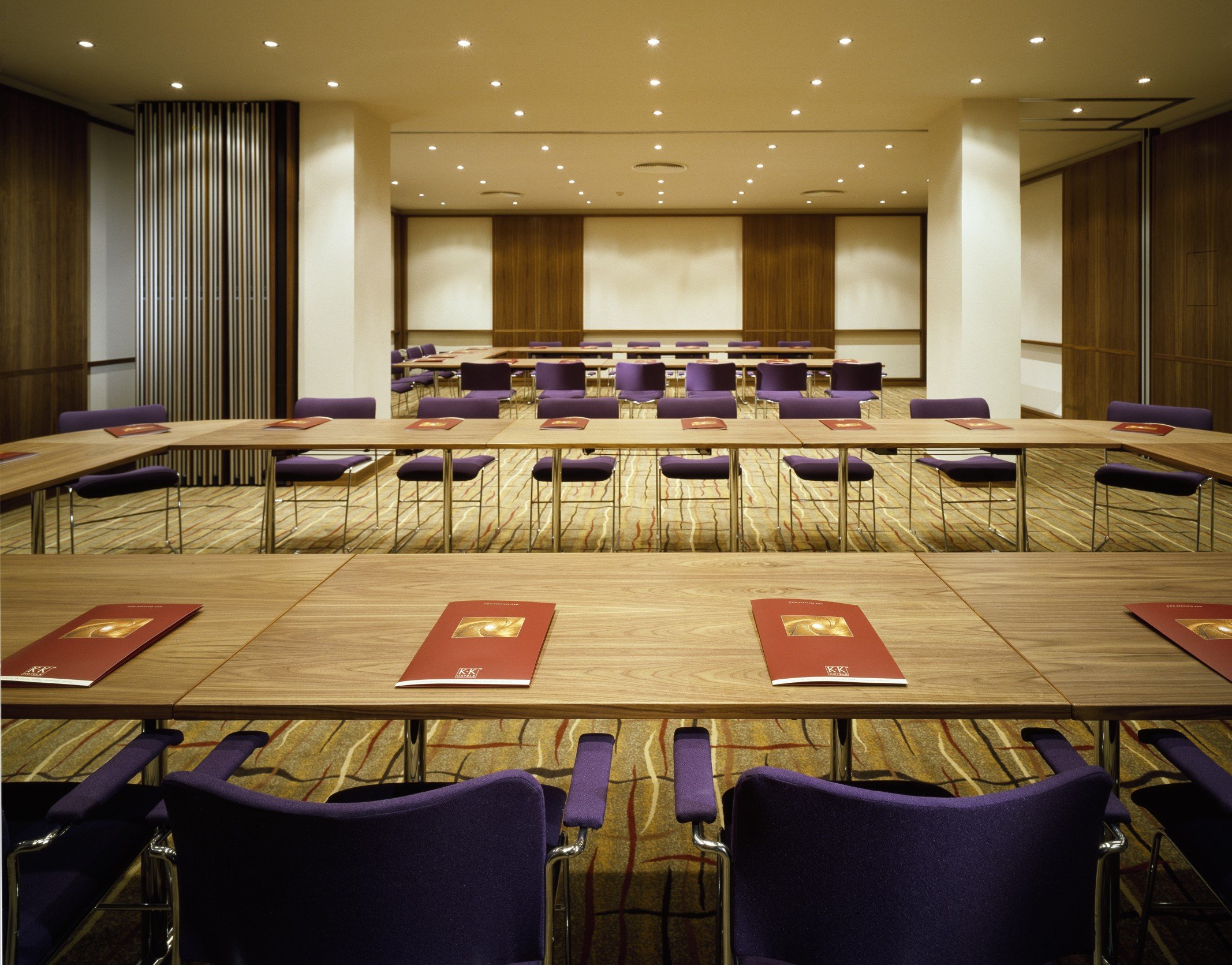 KK Hotel Opera 44/58