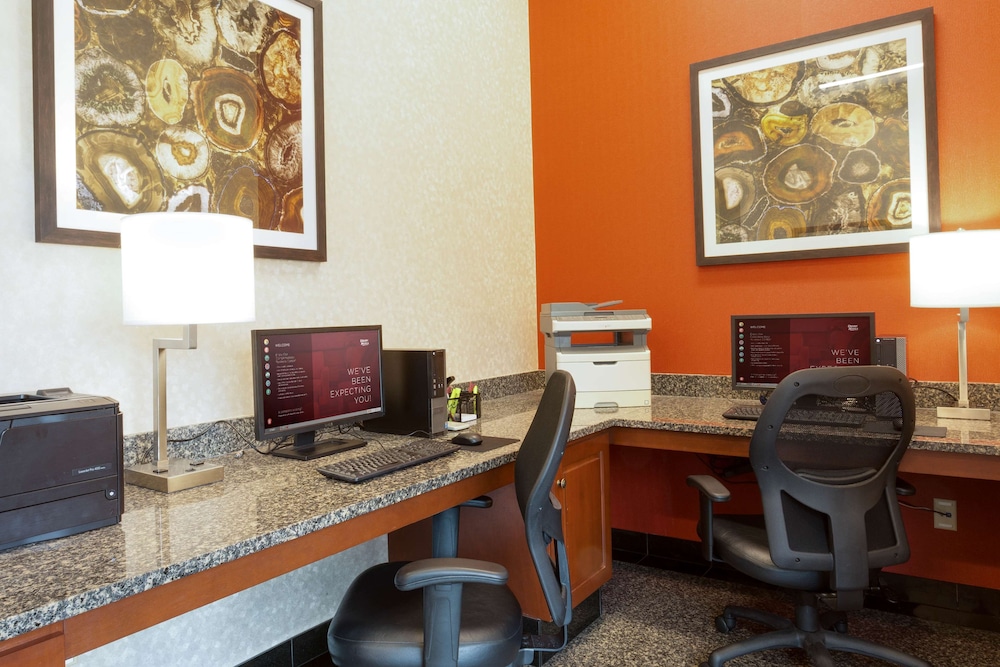 Drury Inn and Suites St Louis O Fallon IL 28/36