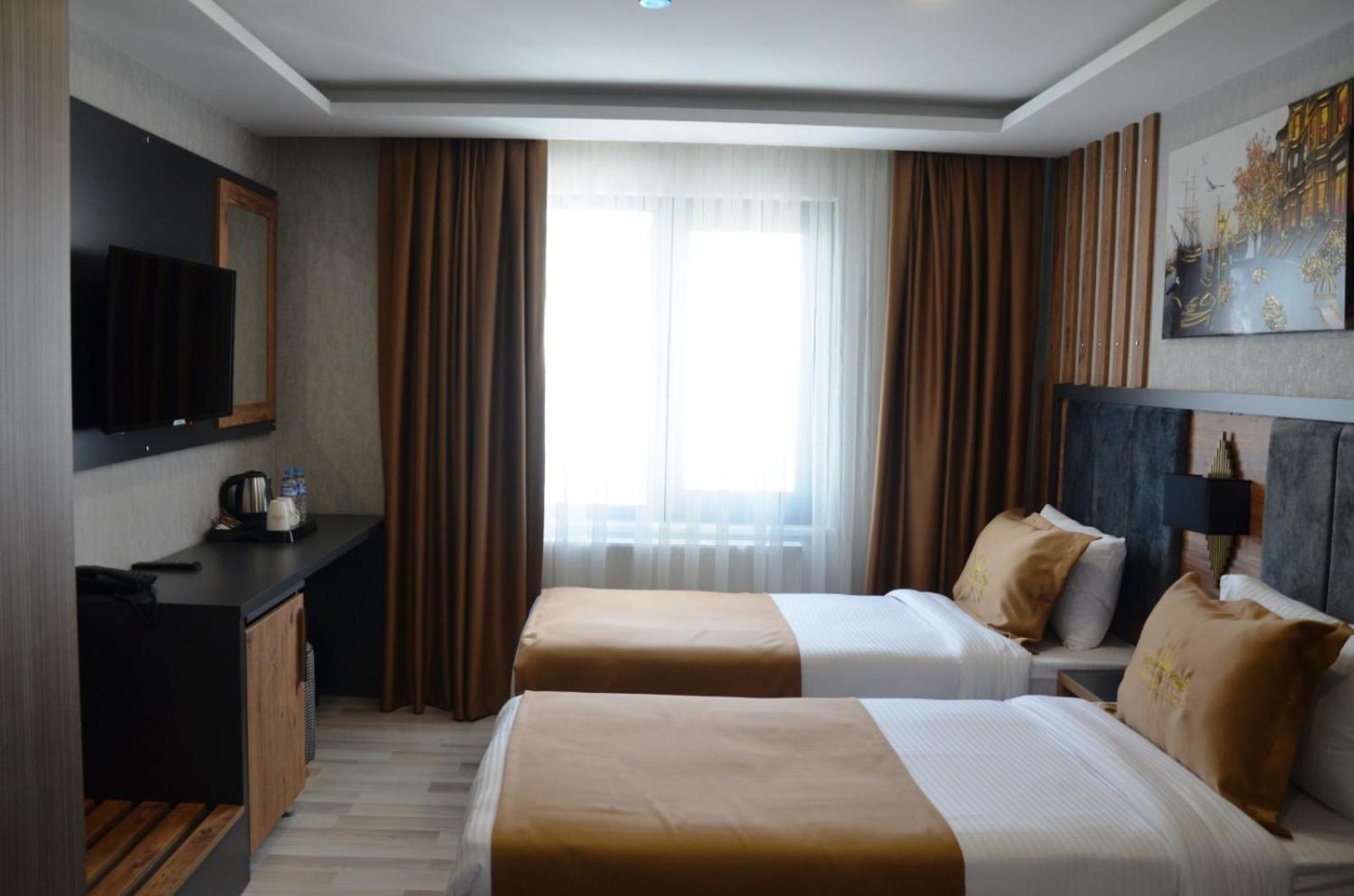Rua World Hotel 9/45