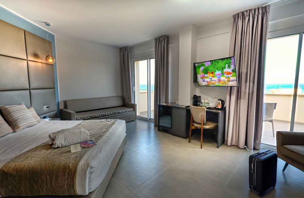 Resort La Battigia 36/70