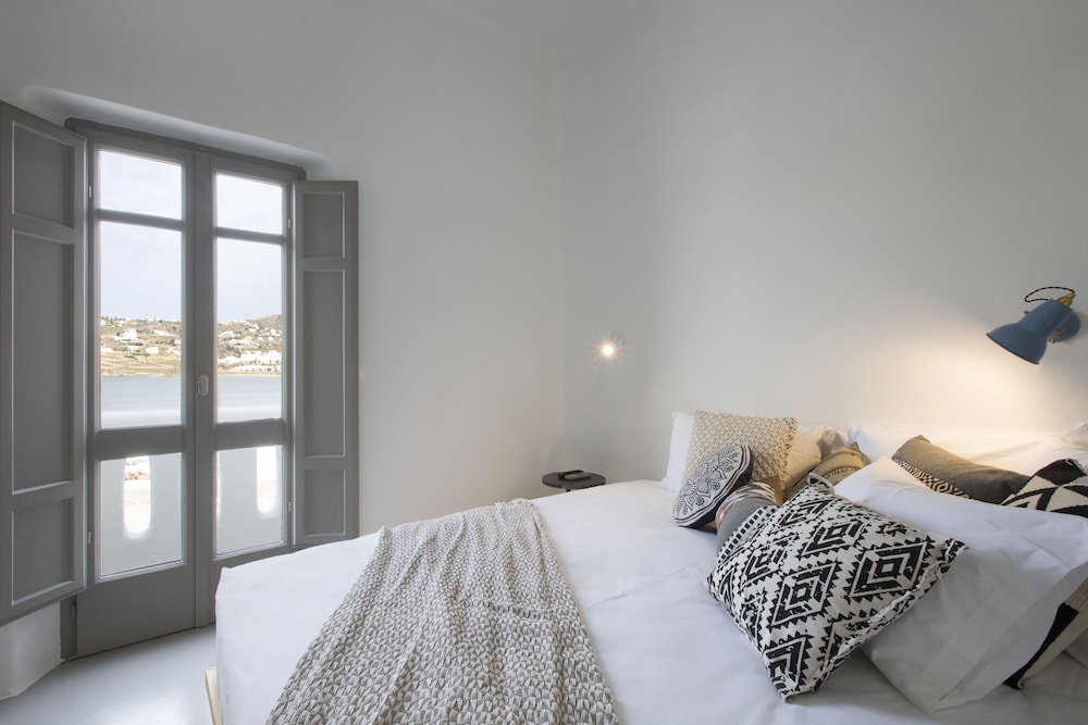 Dreambox Mykonos Suites 15/53