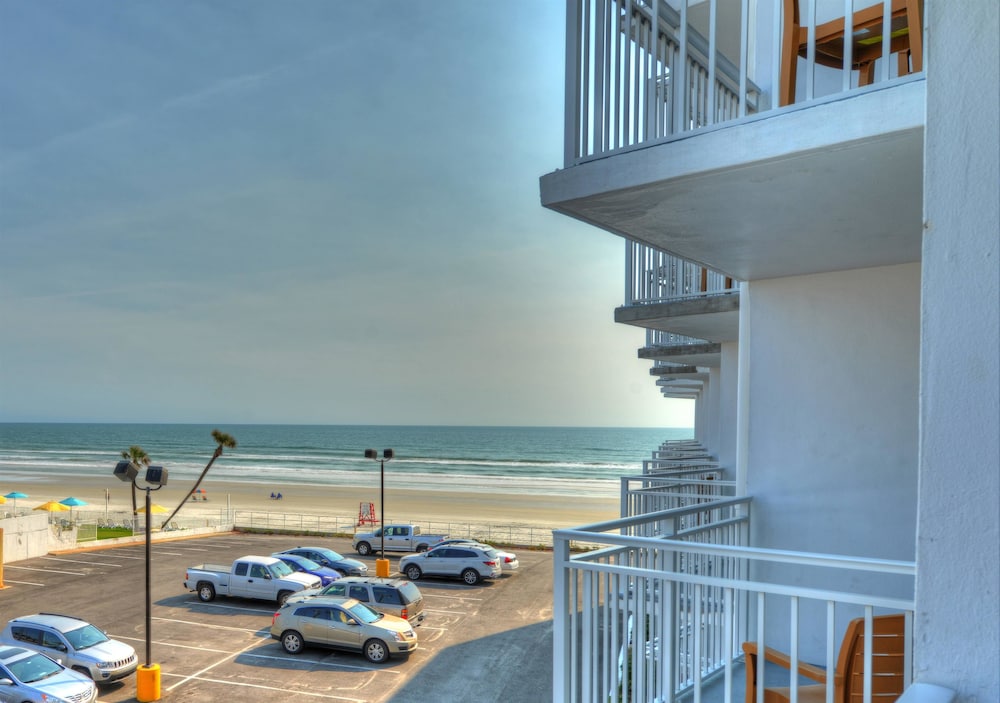 Best Western Aku Tiki Inn 26/40