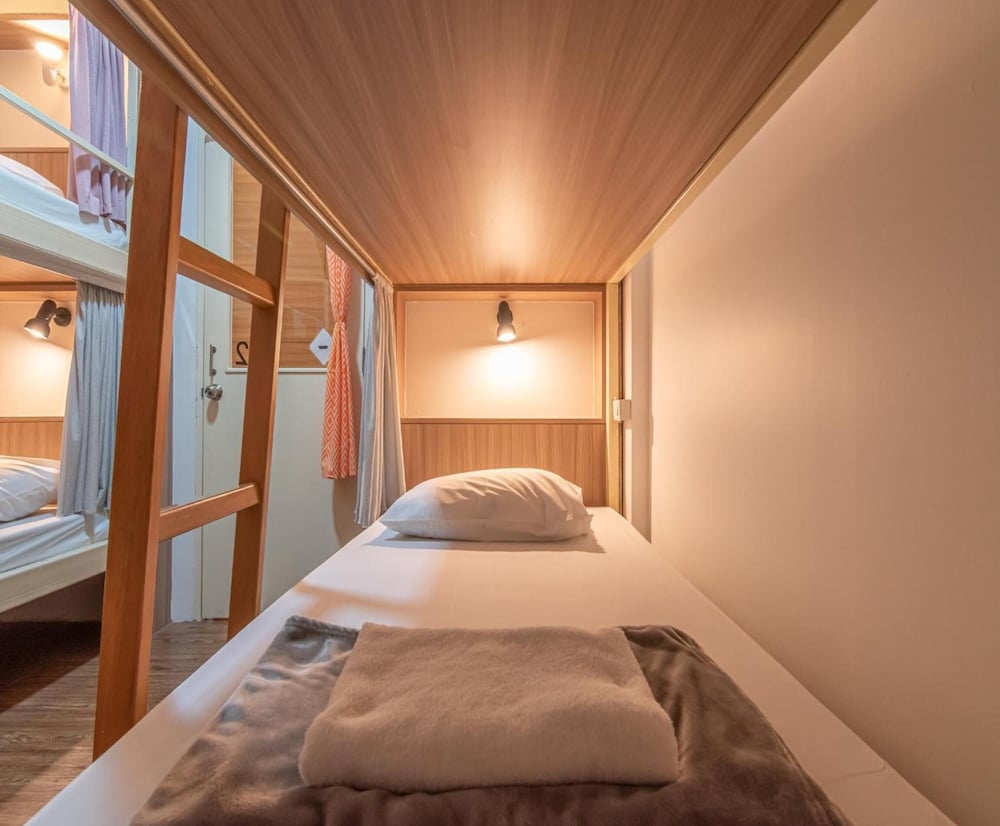 The Victory View - Hostel - Adults Only 10/44