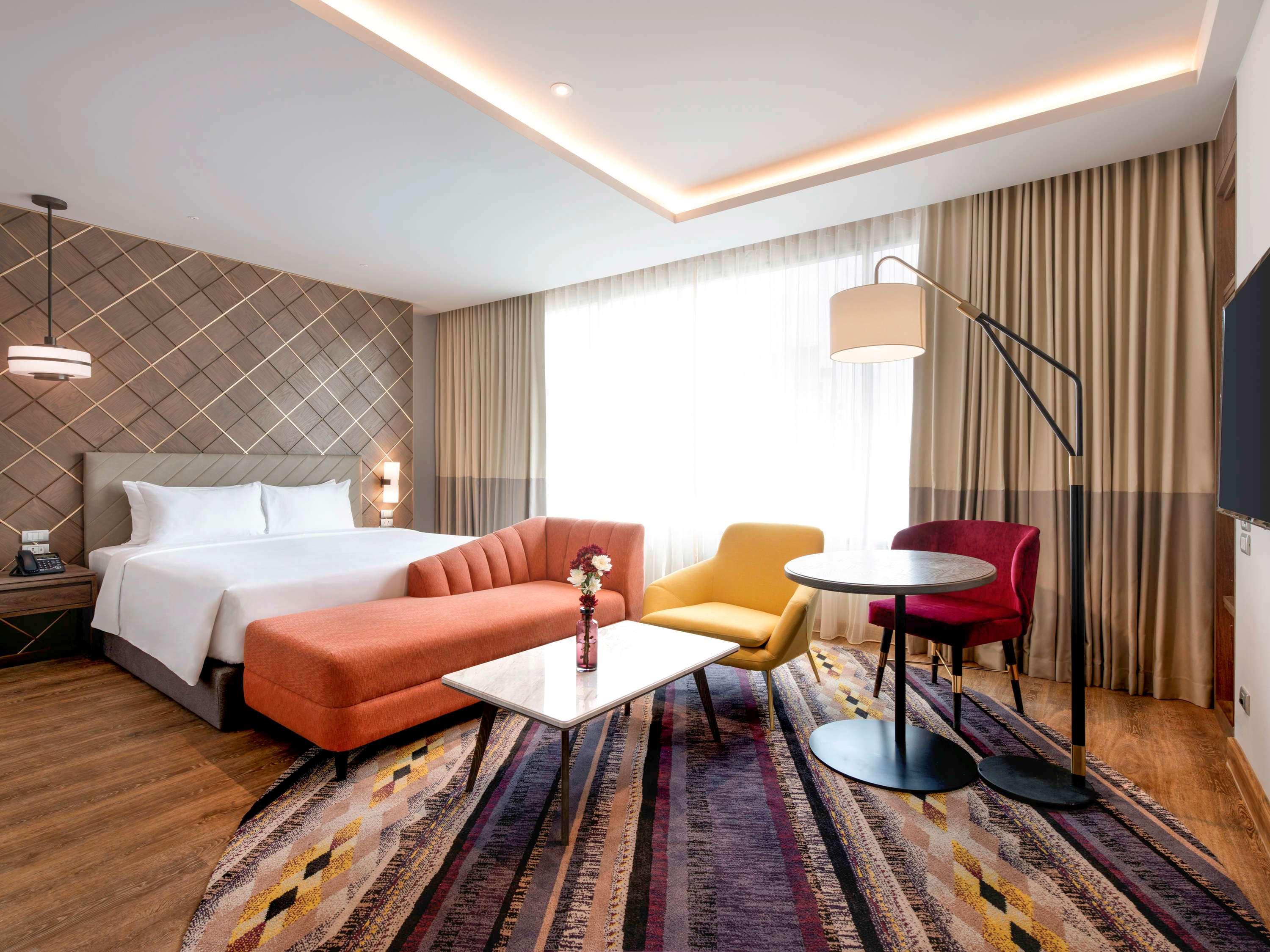 Deluxe, Suite, City View