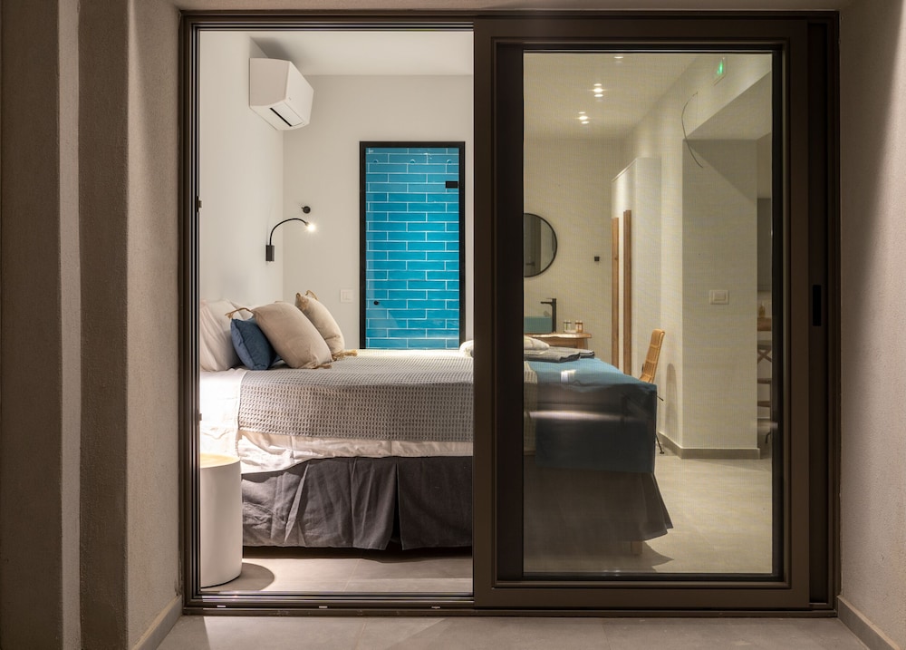 Pignolia Suites - Adults Only 65/65