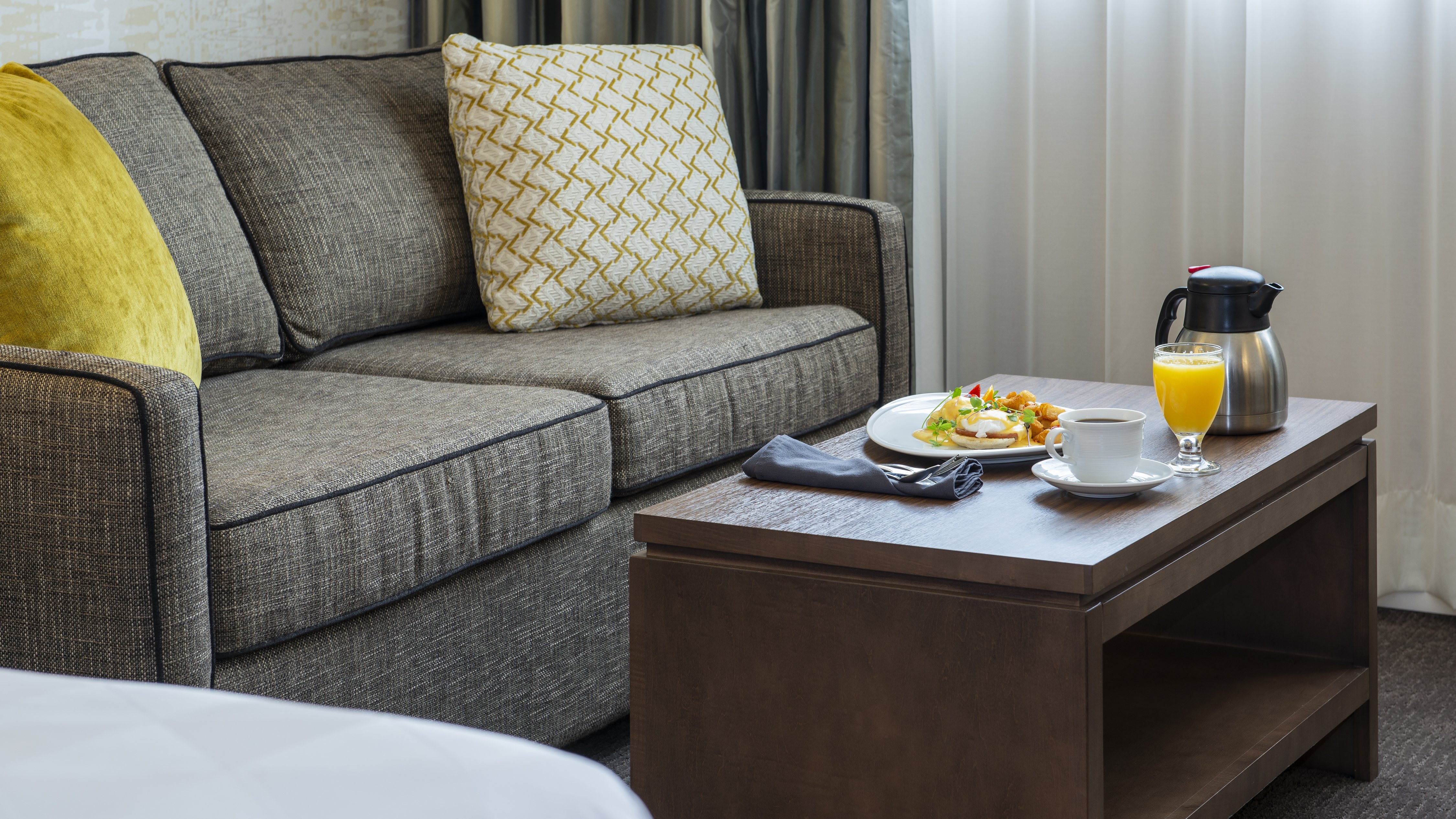 Holiday Inn Winnipeg South 44/81