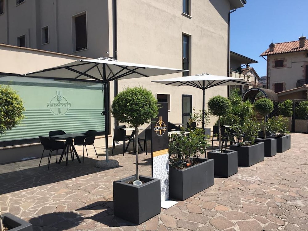 Hotel Le Grazie 58/67
