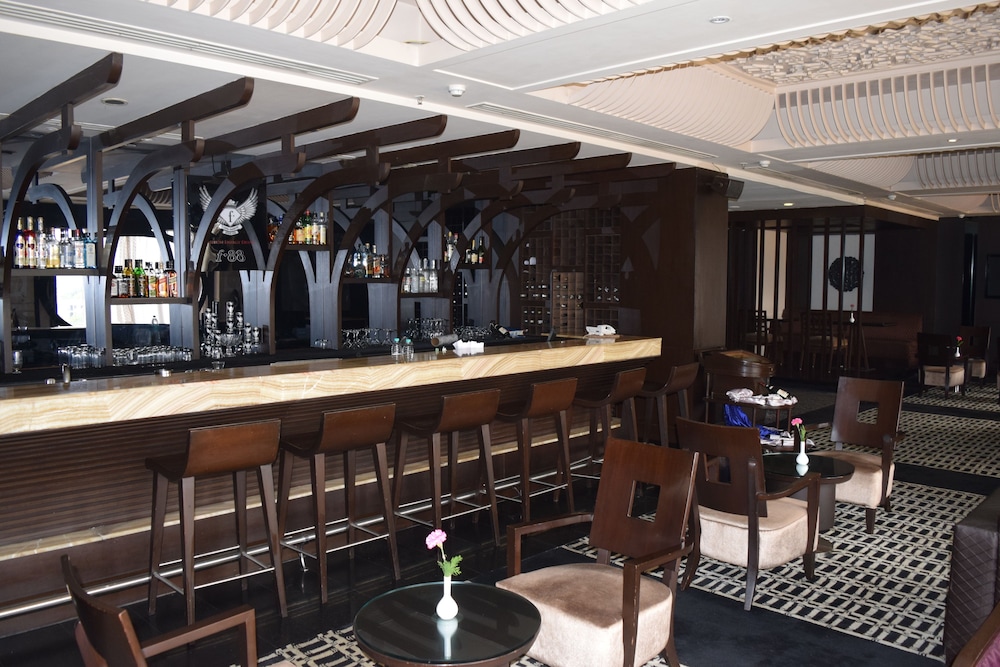 The Bristol Hotel 53/68
