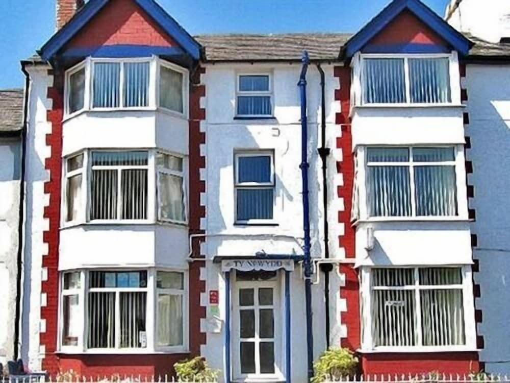 Ty Newydd B and B 1/16