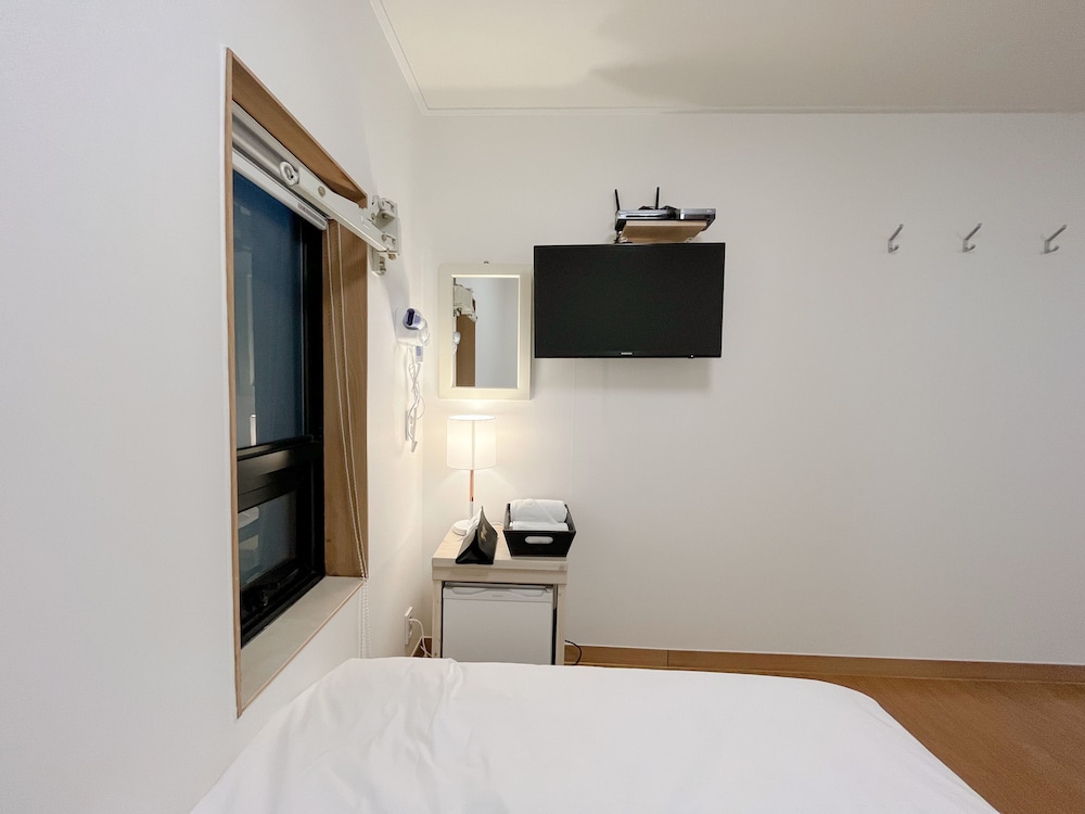 K-Guesthouse Myeongdong 2 17/55