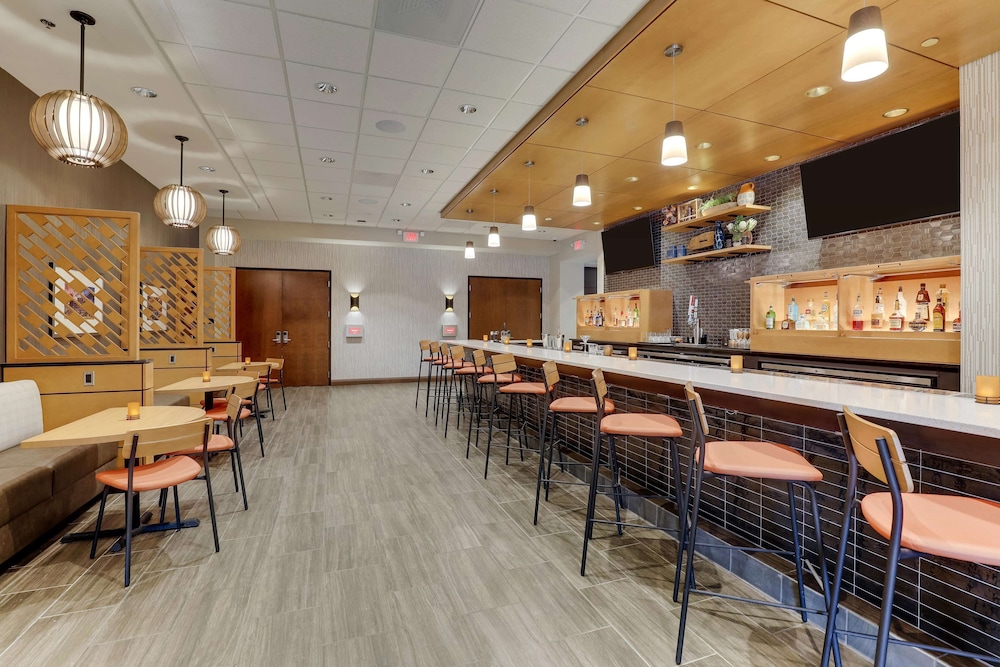 Drury Plaza Hotel Tallahassee 40/50