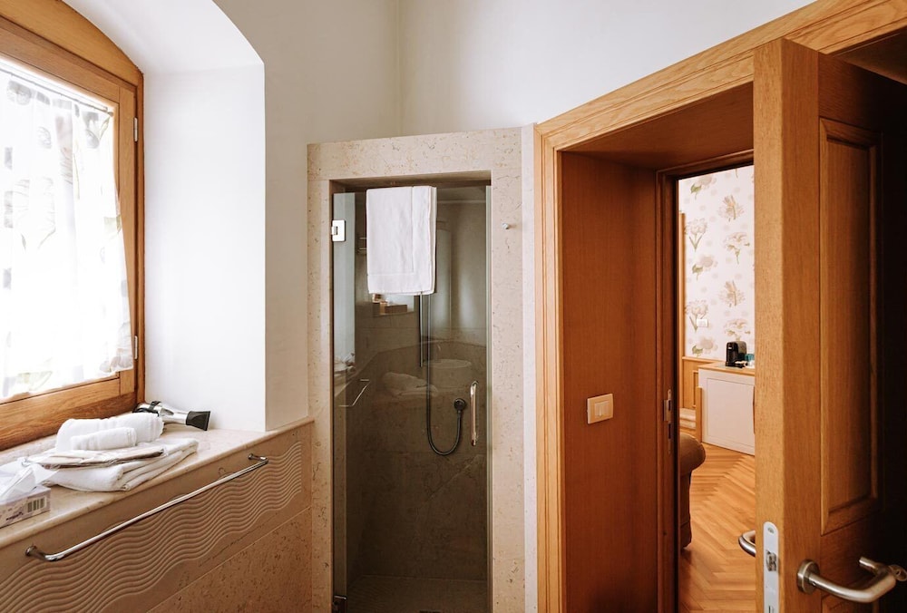 Santarosa Relais 49/49