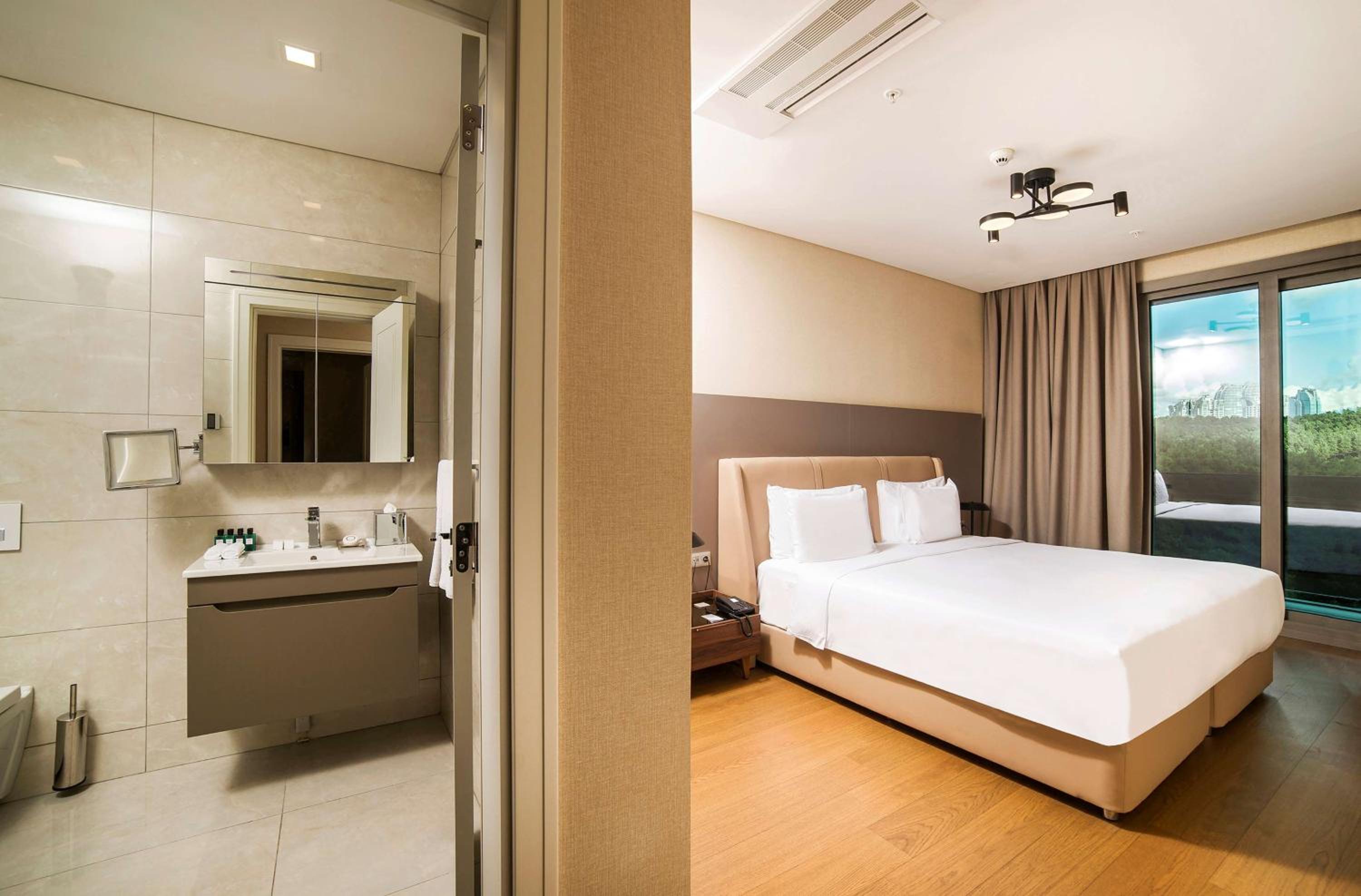 غرفة سوبيريور عائلية بـ3 غرف نوم، Radisson Residences Vadistanbul 5/9