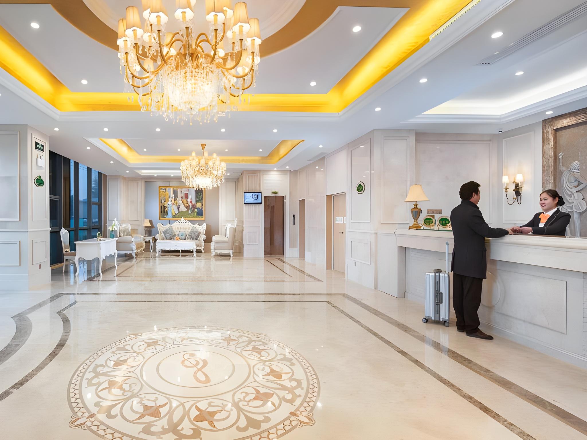 Vienna Hotel (Feidong Dongcheng High Speed Railway Station) 10/39