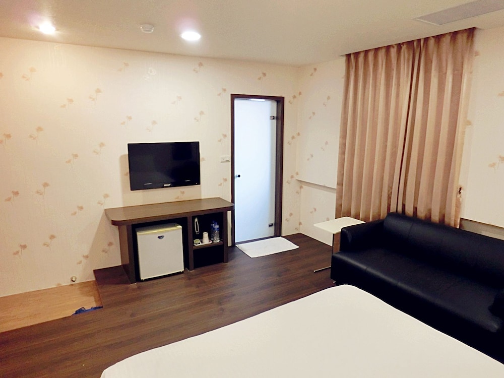 Everyday Hot Spring Hotel 28/65