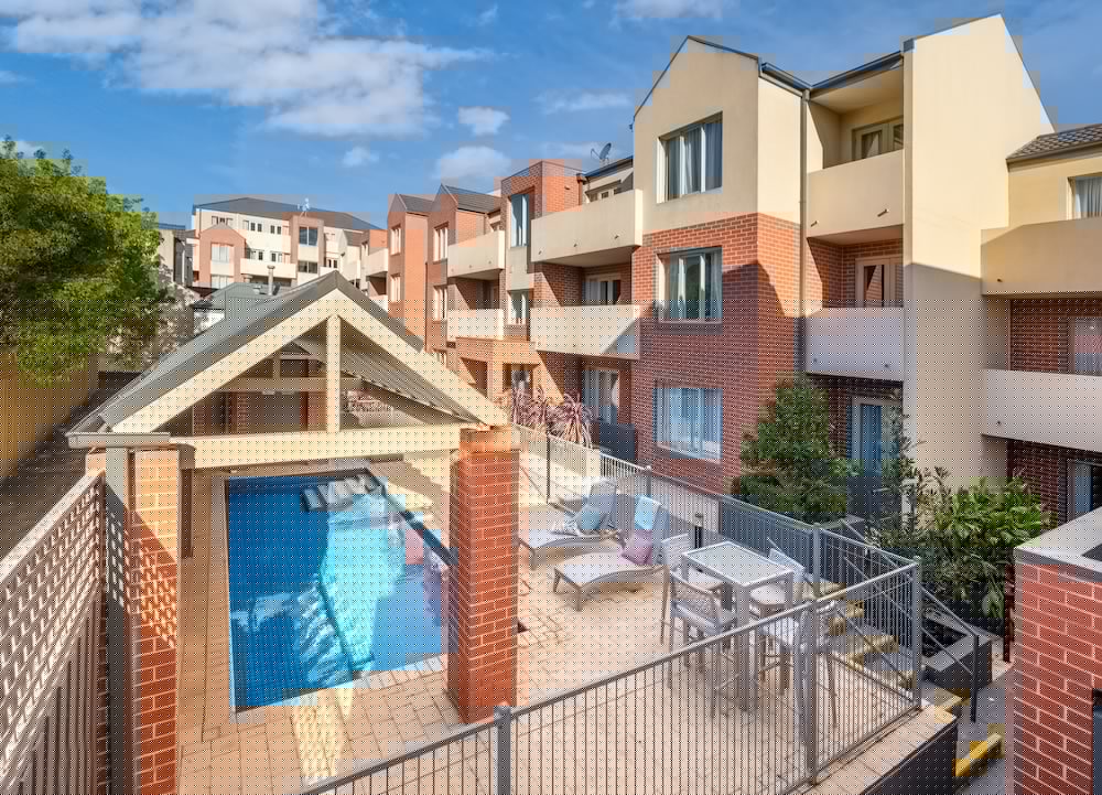 MainStay Suites Kew 3/60