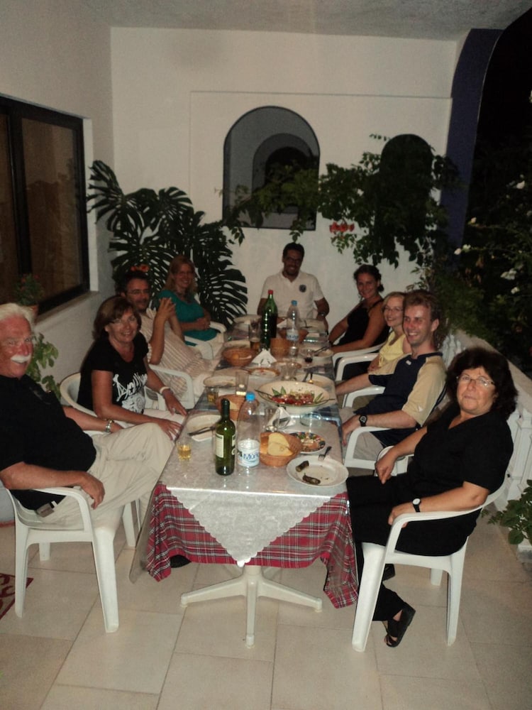 Rosmari Hotel 33/55