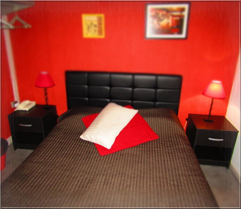 Aix Hotel 13/50