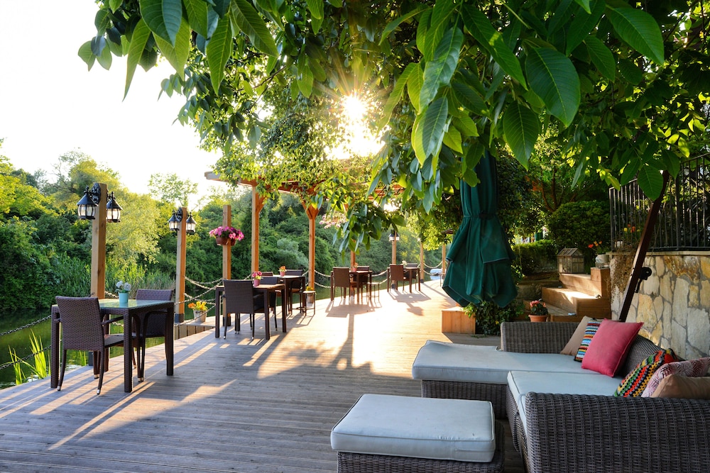 Beyaz Ev Agva - Adults Only 44/50
