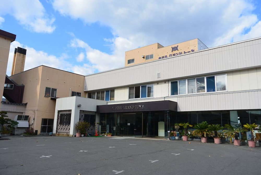 Hotel Grand Toya 48/50