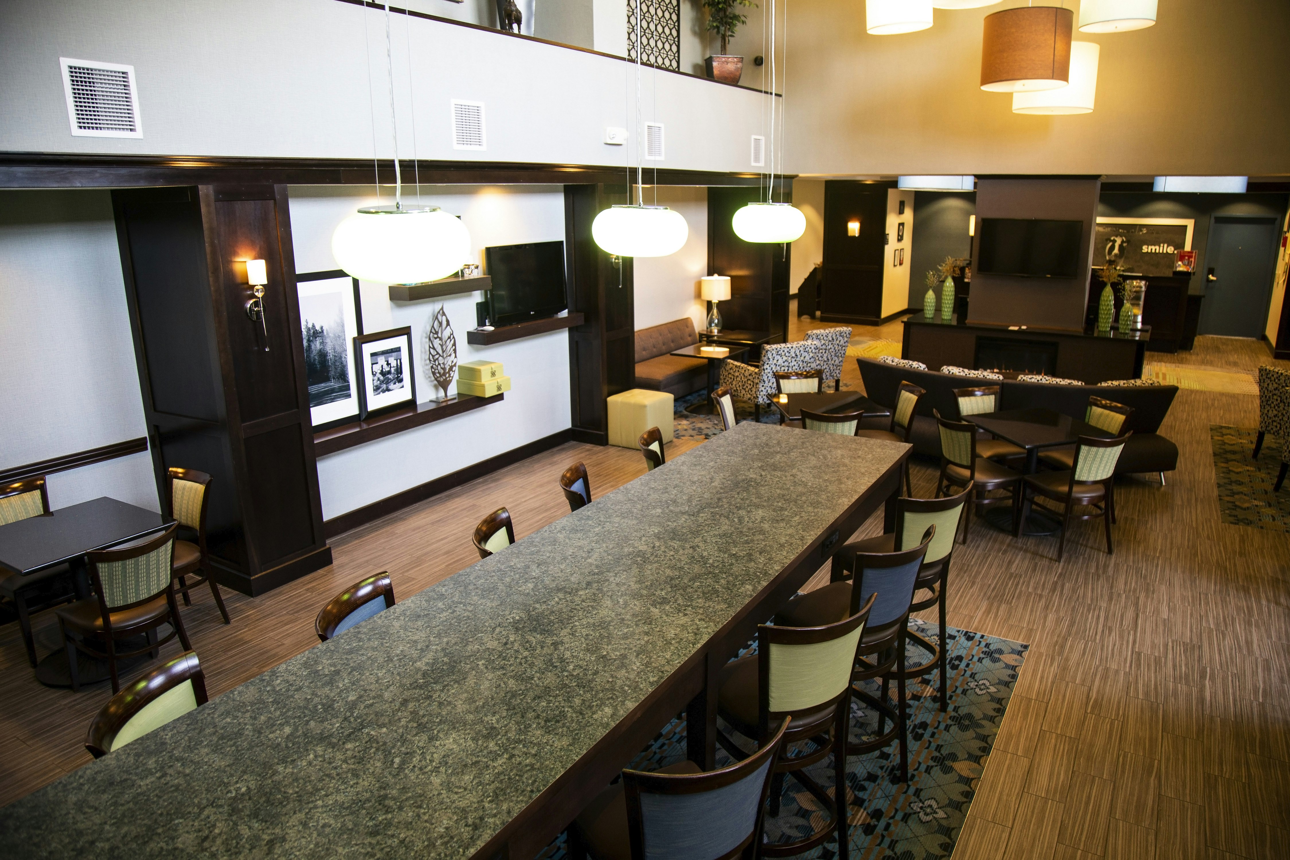 Hampton Inn and Suites Sharon 55/62