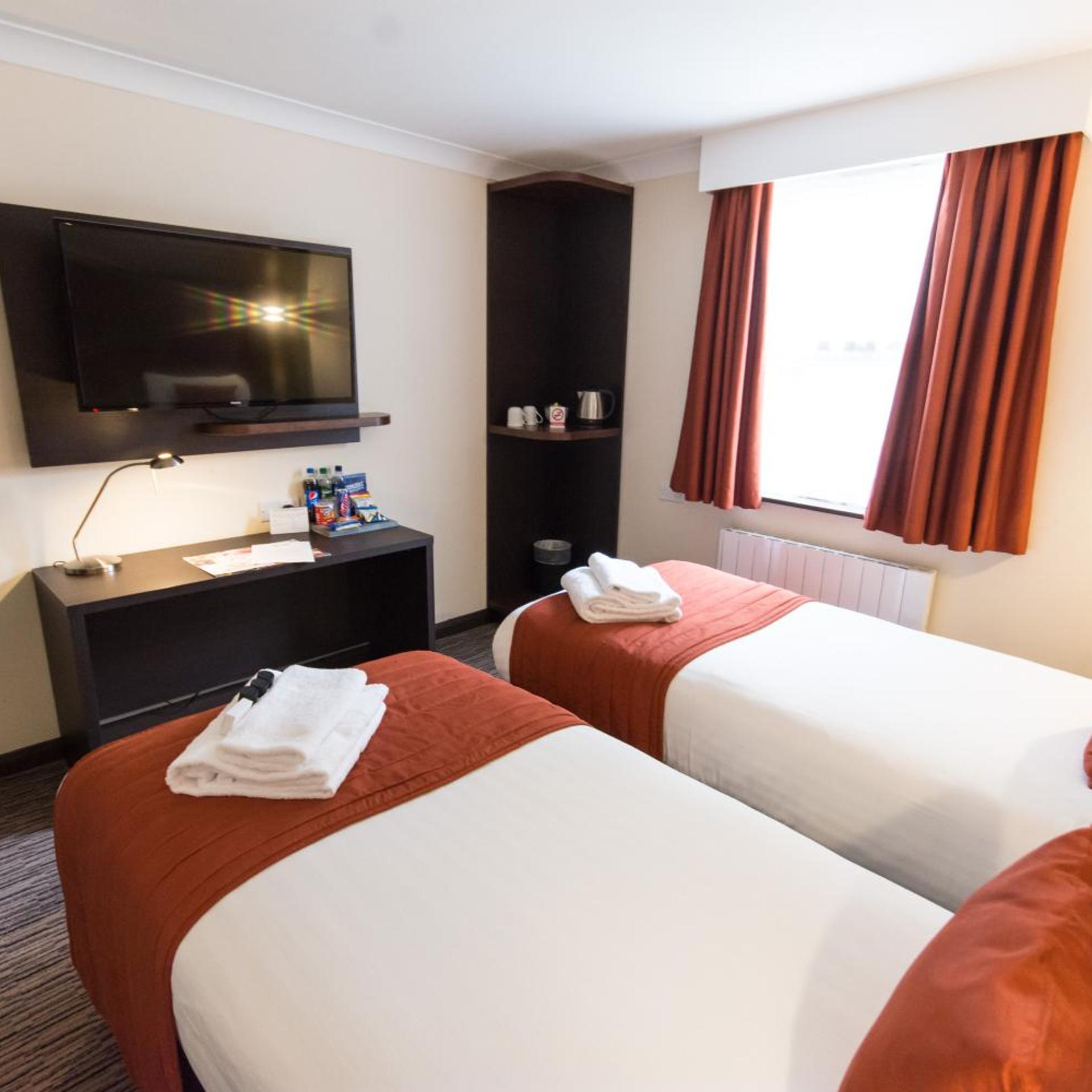 Room, Twin Beds