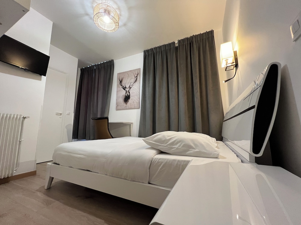 HOTEL BELLE FONTAINEBLEAU 15/56