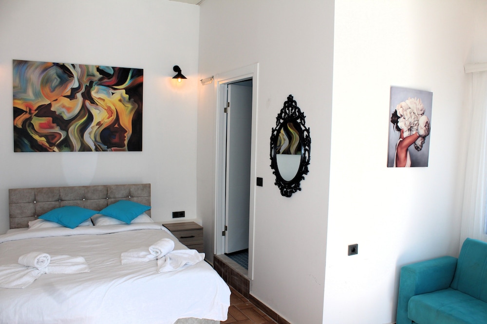 Mavi Restaurant & Bistro Villas 14/47