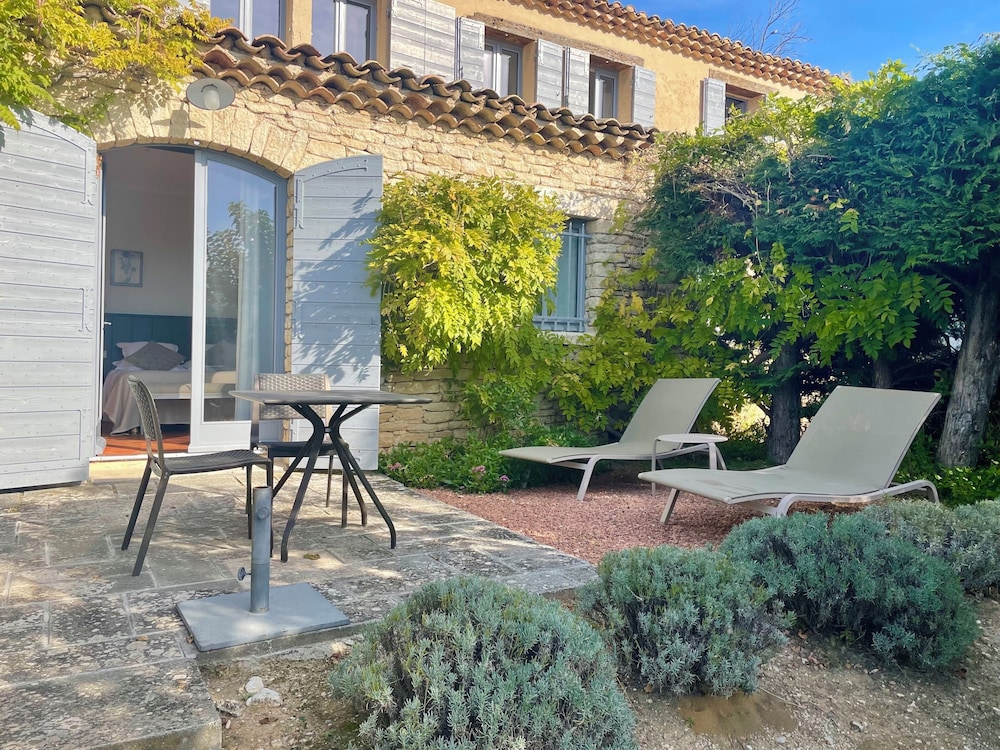 Domaine De L'enclos 25/50
