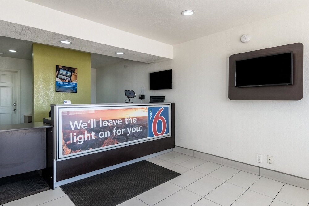 Motel6 Fort Worth, TX - North 14/33