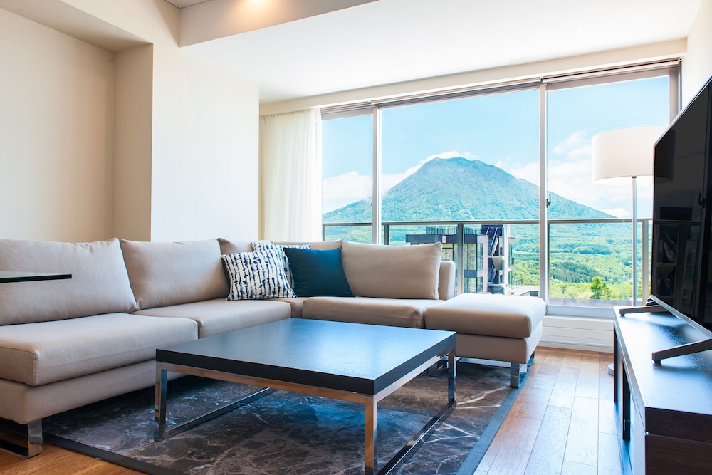 Chatrium Niseko 42/67