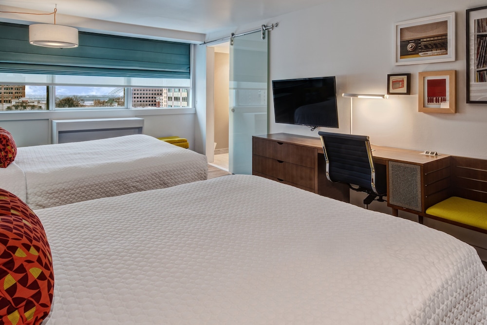 Hotel Indigo Memphis Downtown 16/68