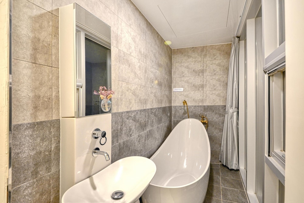 Seogwipo Dawa Pool Villa Pension 49/50
