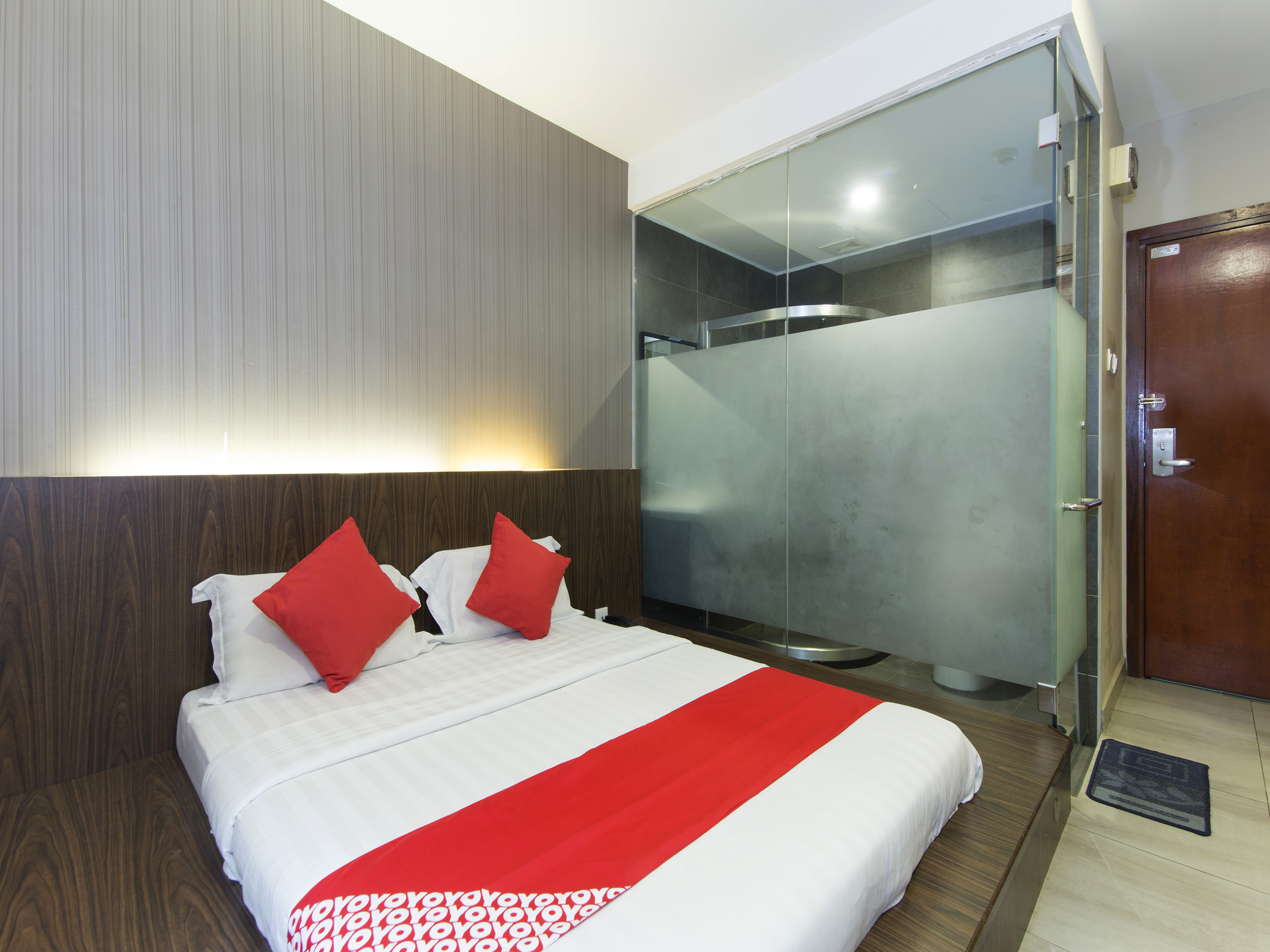 OYO 340 Comfort Hotel 26/41
