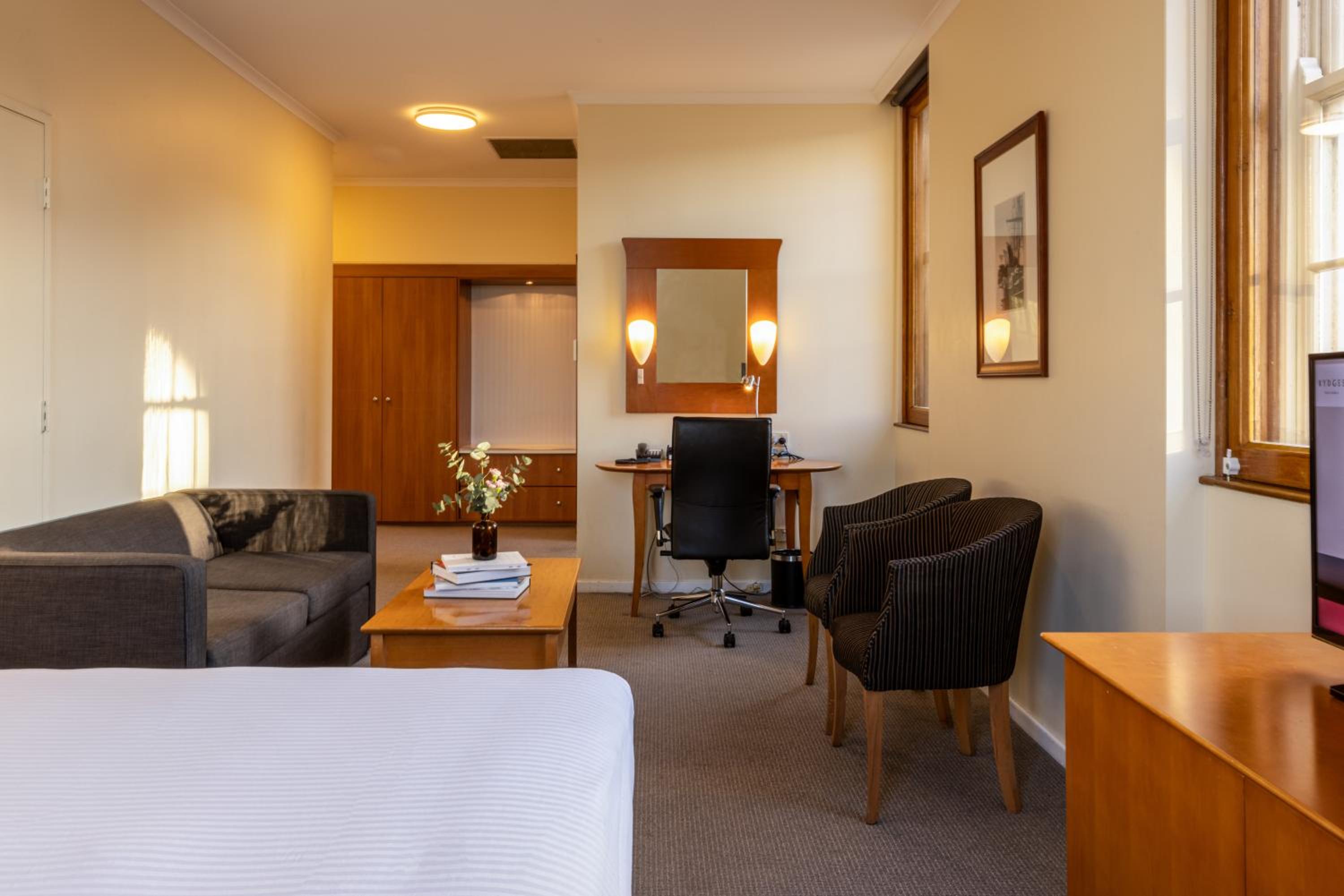 Deluxe, King Bed, Harbour View, Sofa