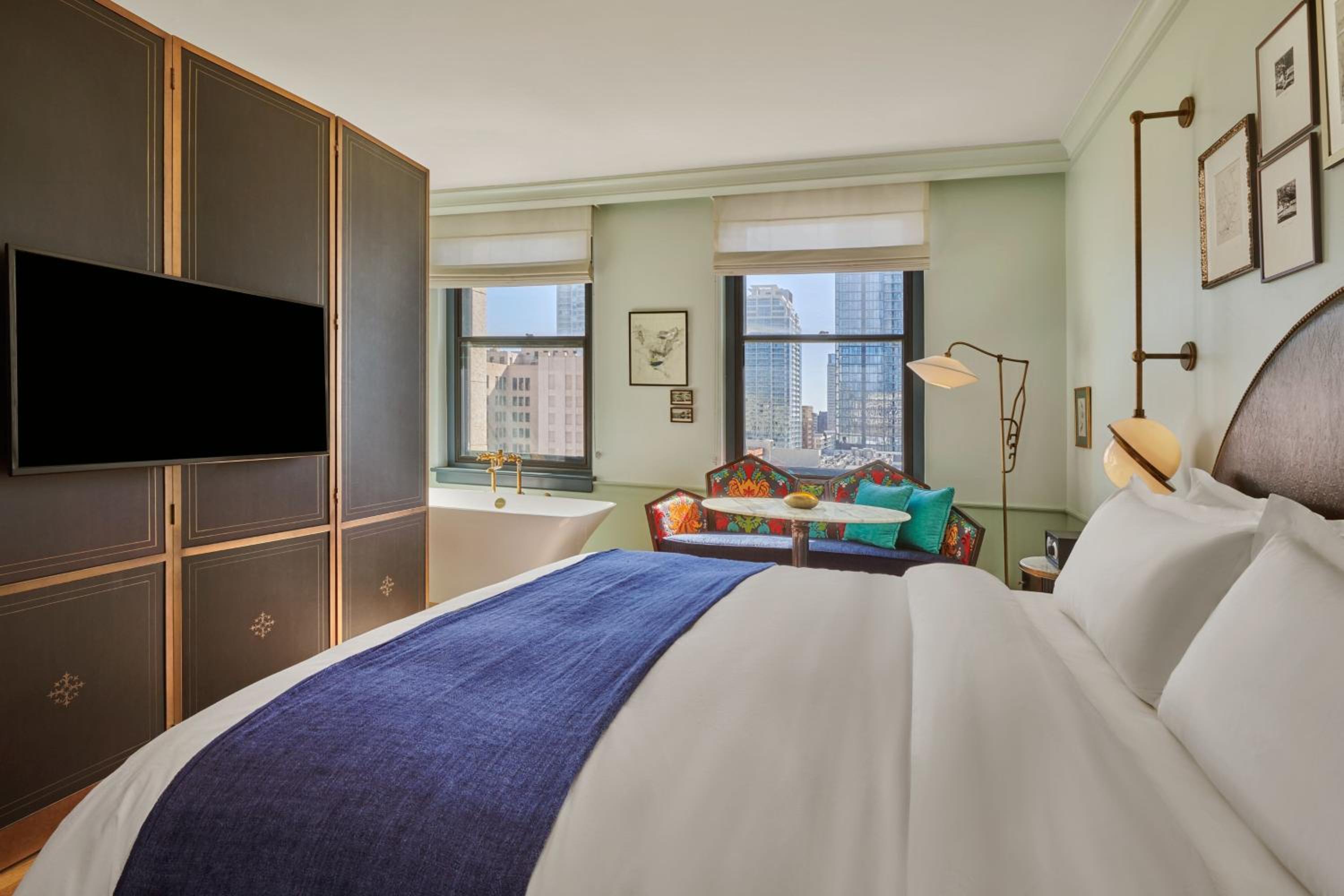 Room, King Bed, City View, Living Area