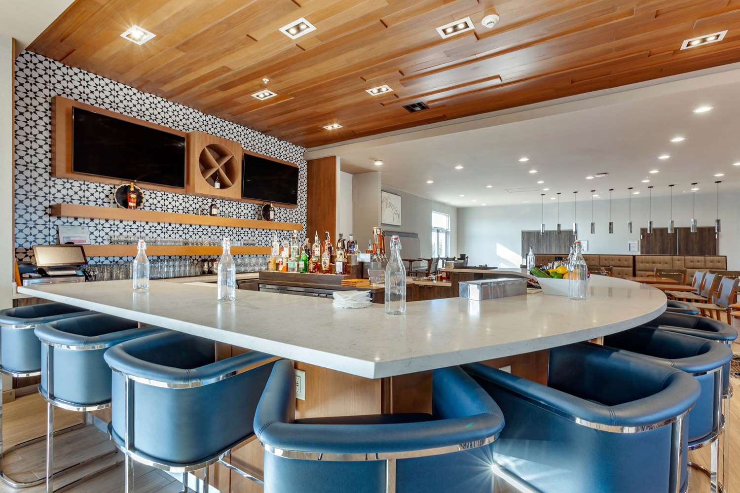 Cambria Hotel Richardson Dallas 40/50