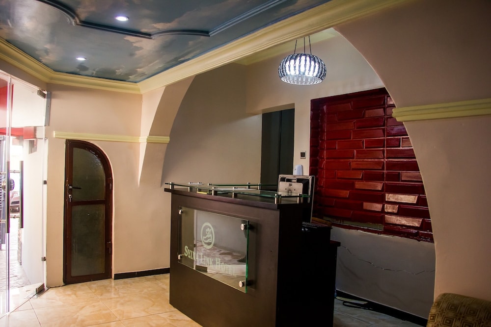 Sylva Link Suites 4/27