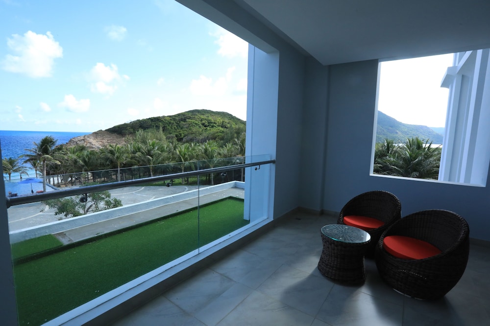 Orson Hotel and Resort Con Dao 20/50